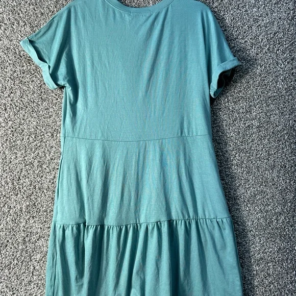 NWT women’s short sleeve crew neck T shirt dress Sz Medium - Picture 6 of 10
